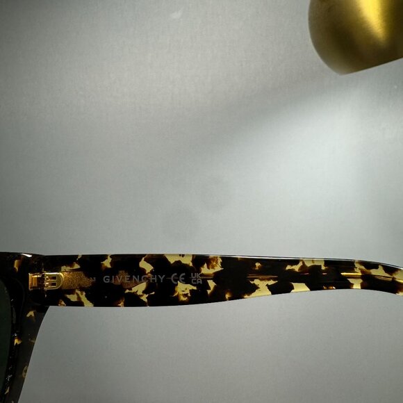Givenchy Sunglasses - Picture 3 of 6